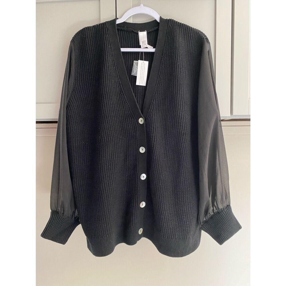 Wynne Layers Black V-Neck Button Front Women's Sweater Cardigan L